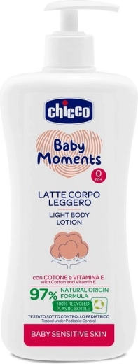 Chicco Baby Moments Sensitive losjon za telo z dozirnikom 500 ml