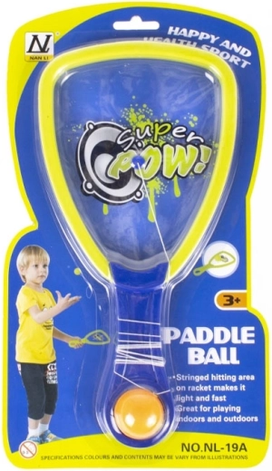 Raketa z žogico na elastiki – trening koordinacije in refleksov