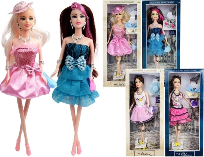 Punčka Erika modna punčka 28 cm