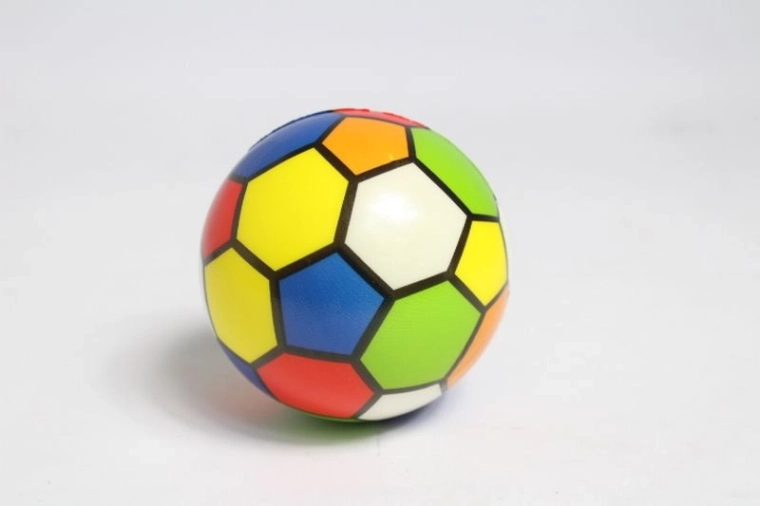 Mehka barvna žogica 10 cm (6 kosov)