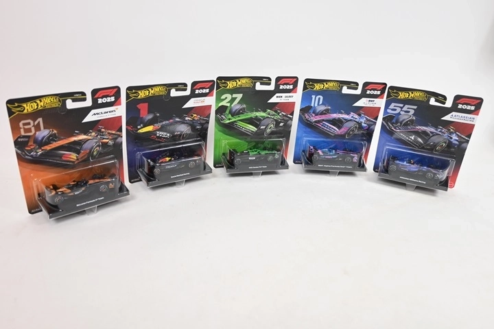 Hot Wheels Premium Formula 1 collectible model 1:64