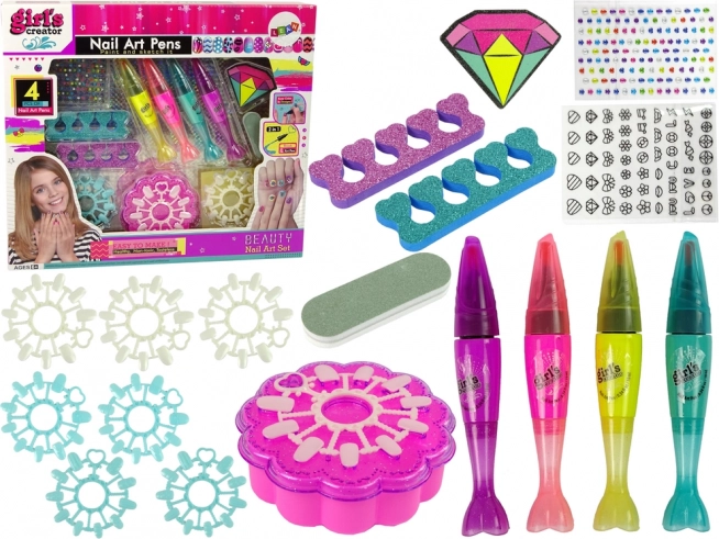 Otroški komplet za lakiranje in okraševanje nohtov
