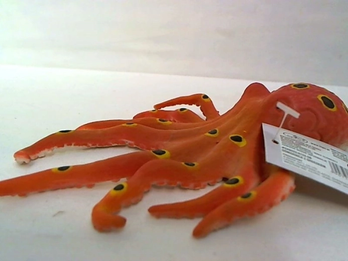 Hobotnica s kroglicami 18 cm