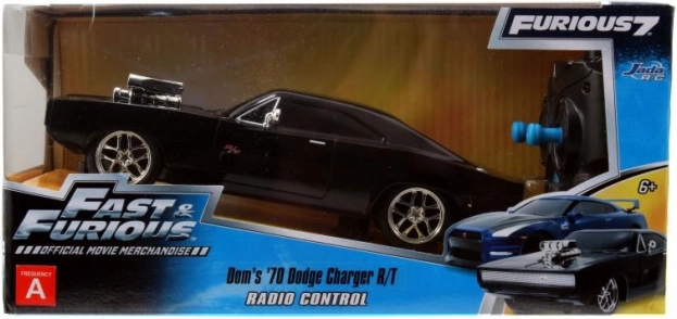 Hitri in drzni RC avto Dodge Charger 1970 1:24