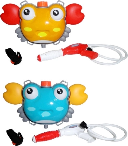 Vodna pištola z nahrbtnikom‑rezervoarjem v obliki raka