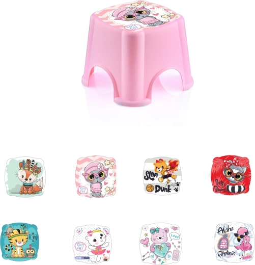 Otroški plastični stolček s pravljičnim motivom