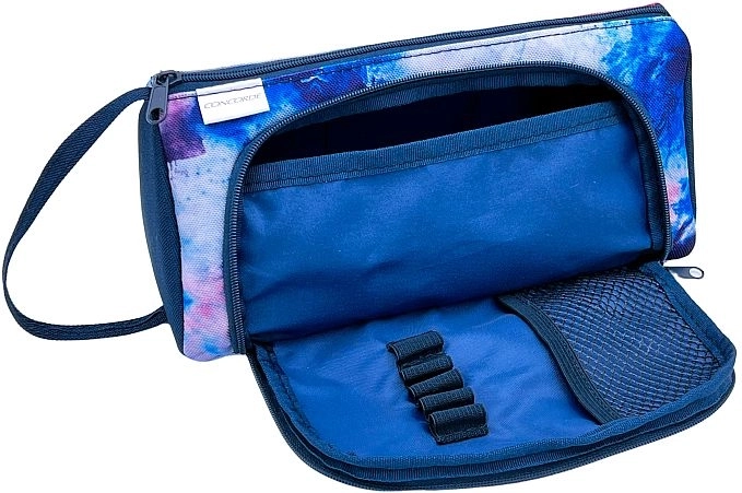 Torbica z marmoriranim vzorcem in stranskim žepom