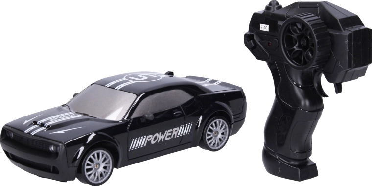 Črni driftalni avto RC z daljinskim upravljanjem