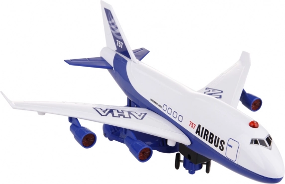 Letalski simulator s pravim zvokom in lučmi