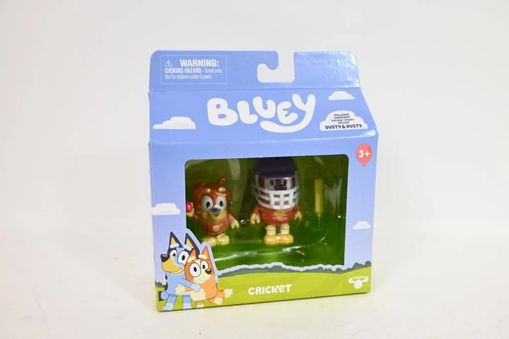 Bluey cricket figurines Dusty and Rusty (2 pcs in the pack)