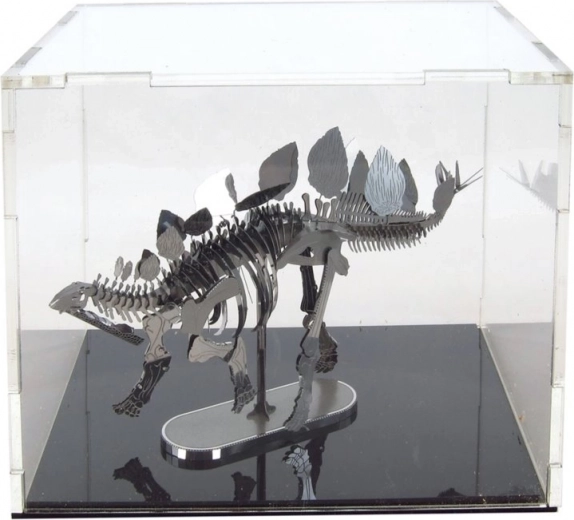 Vitrina iz pleksi stekla za modele Metal Earth