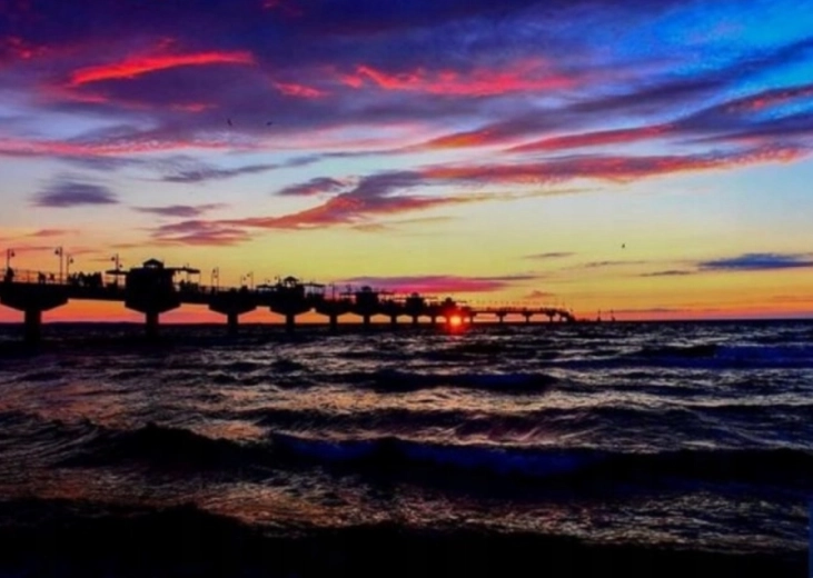 Diamantno slikanje – sončni zahod na pomolu 30 × 40 cm