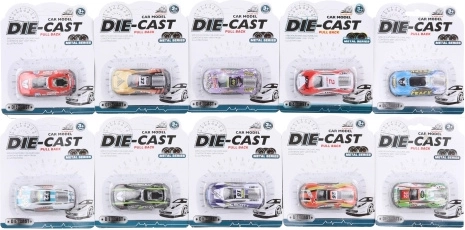 Kovinski dirkalni avtomobilček na kartončku