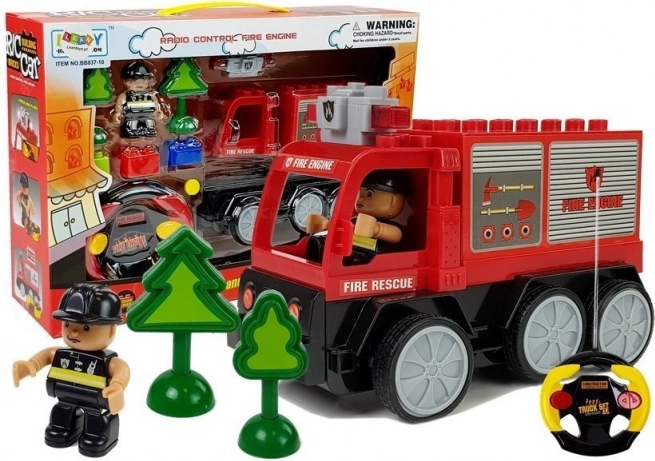 Daljinsko vodeno gasilsko vozilo – gradbeni komplet