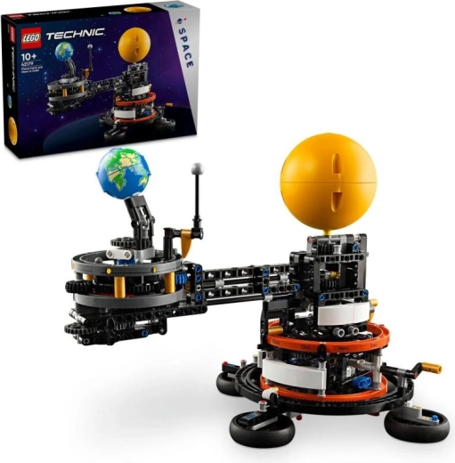 Lego Technic planet Zemlja in Luna v orbiti
