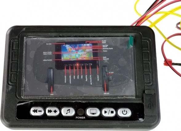 Glasbeni LCD MP4 panel za Range Rover