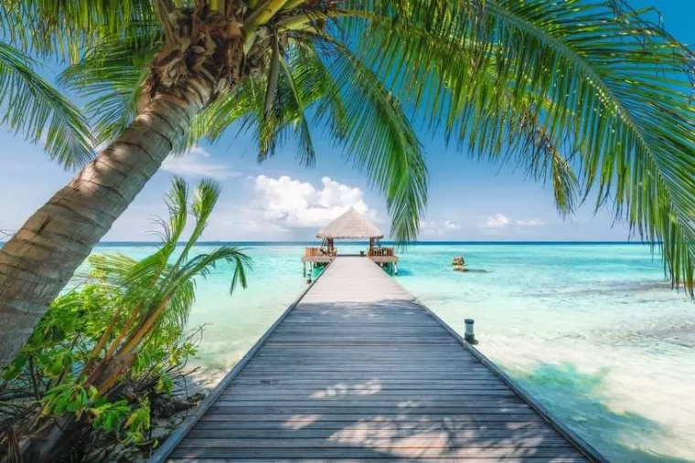 Sestavljanka RAVENSBURGER Osupljive Maldivi 4000 kosov