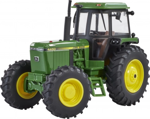 Britains model traktorja John Deere 4450 v merilu 1:32