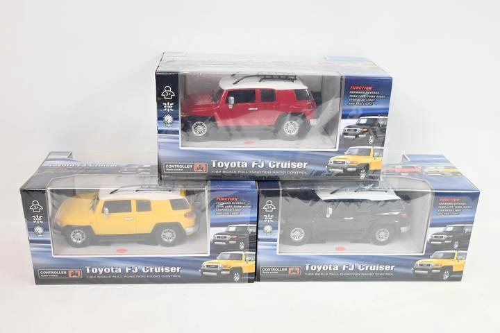 Daljinsko vodeni avto Toyota FJ cruiser 1:24