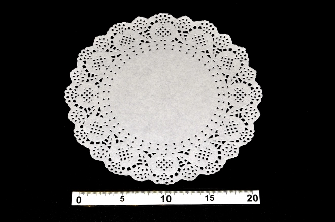 Papirnate čipke za torto 24 cm 8 kos