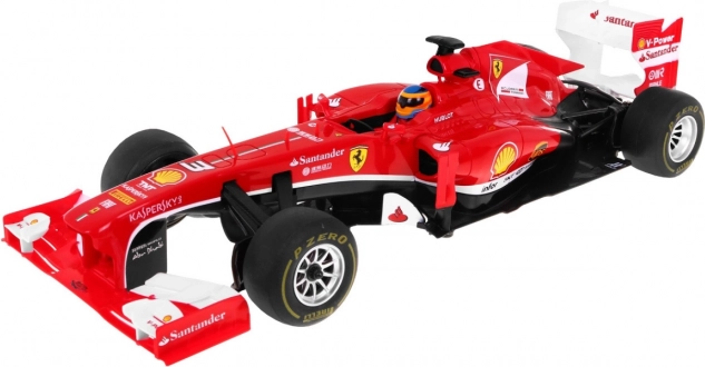 Model Ferrari F138 RASTAR 1:18 z daljinskim upravljanjem