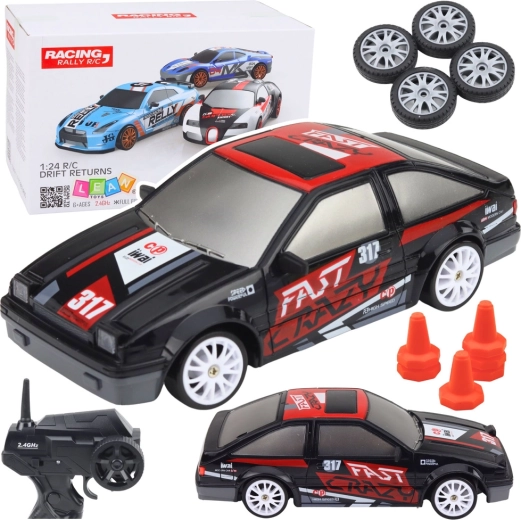 RC drift avto 1:24 z zamenljivimi kolesi, črn