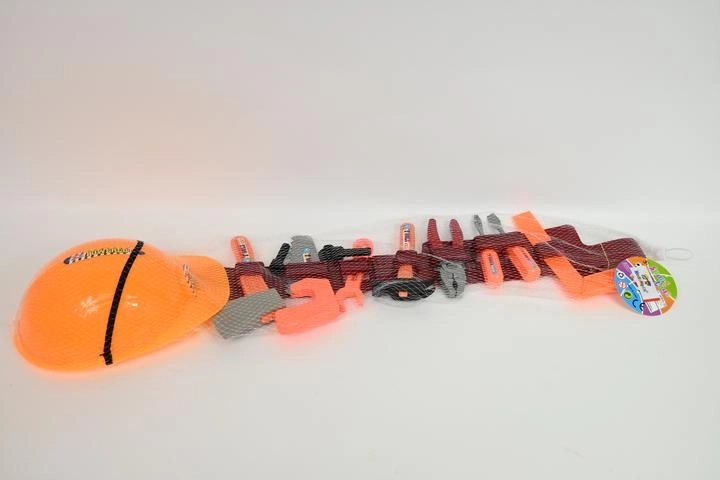 Pas z orodjem z zaščitno čelado Powered Tools