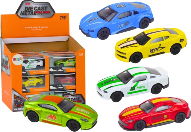 kovinski avtomobilček 1:43 z pogonom in gumijastimi kolesi