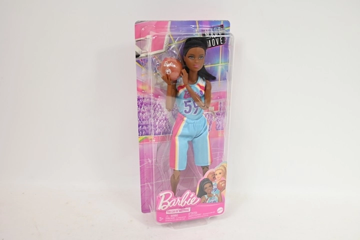 Barbie tematska punčka košarkarica z žogo