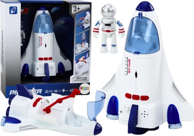 Vesoljska ladja z osvetlitvijo in zvoki