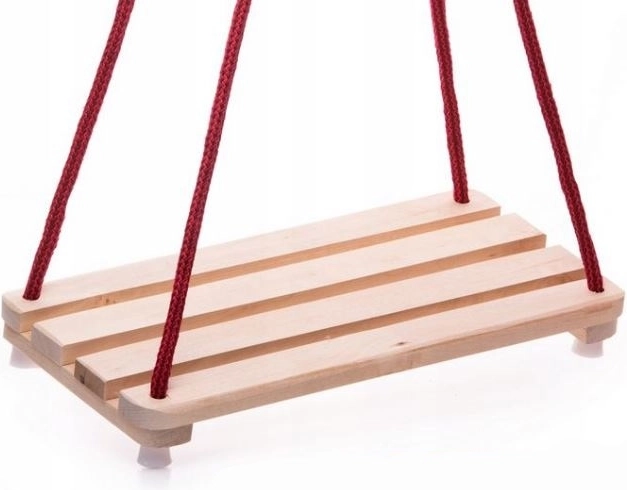 Lesena gugalnica z naravnim sediščem