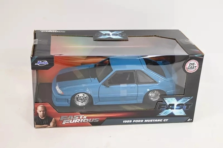 Jada Ford Mustang GT 1989 Hitri in drzni v merilu 1:24