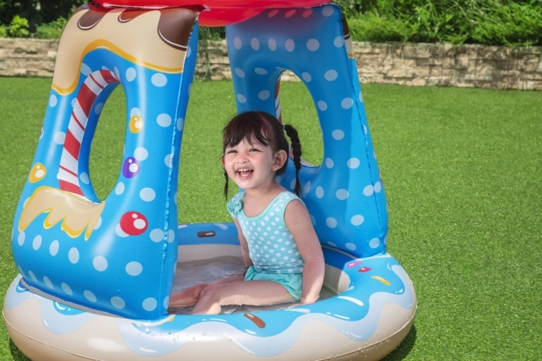A safe first experience with water