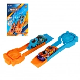 Set kovinskih avtomobilčkov z izstreljevalniki