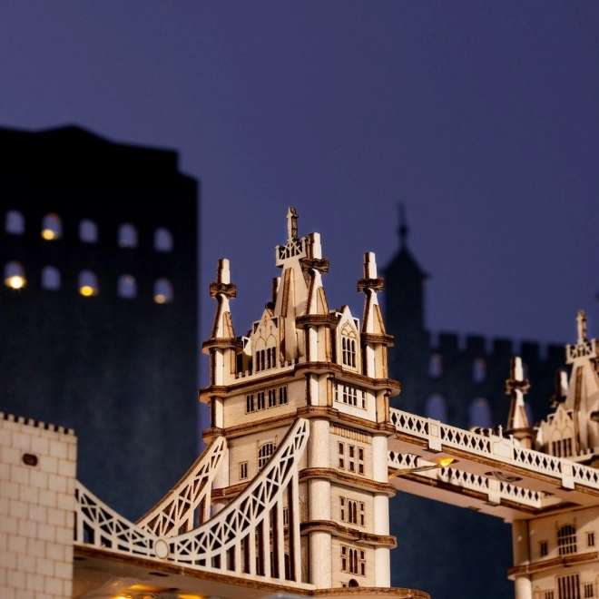 RoboTime leseni 3D puzzle most Tower Bridge svetleči