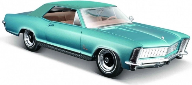 Model Buick Riviera 1965 moder 1/24