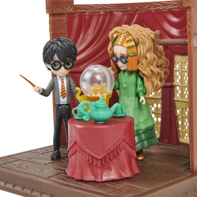 Figurice Harryja in profesorice Trelawney