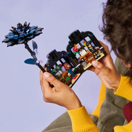 Kompakten komplet za igro in razstavo