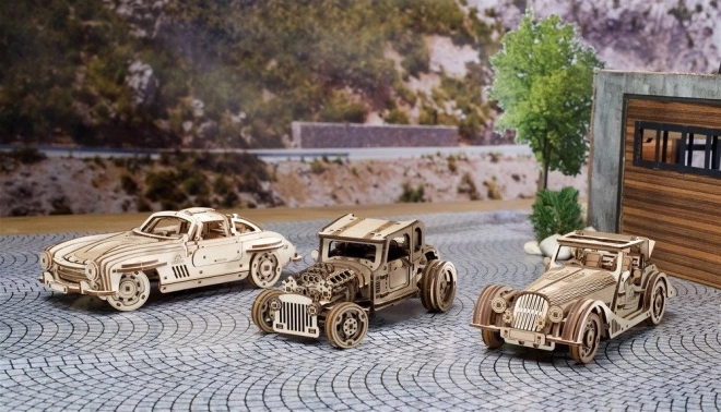 Ugears 3D lesena mehanska sestavljanka Auto Krilati Športni Coupe