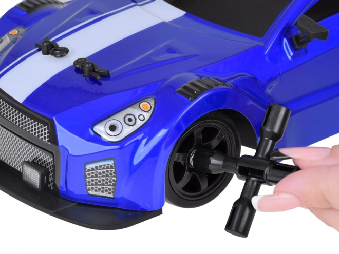 Dirkalni RC avto Drift z efektom dima in LED osvetlitvijo