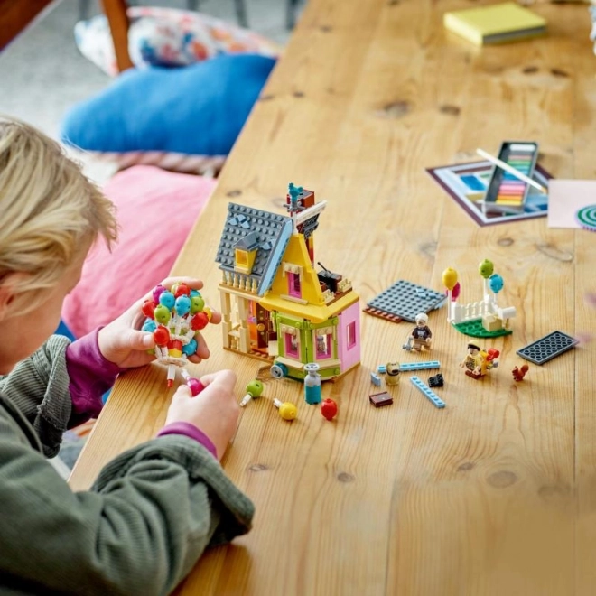 LEGO Disney 43217 Hiša iz filma V višave
