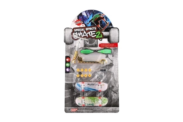 Komplet skateboard vijaki, prstna rolka, valovni deska plast z dodatki, mix vrst na kartici 16x30cm