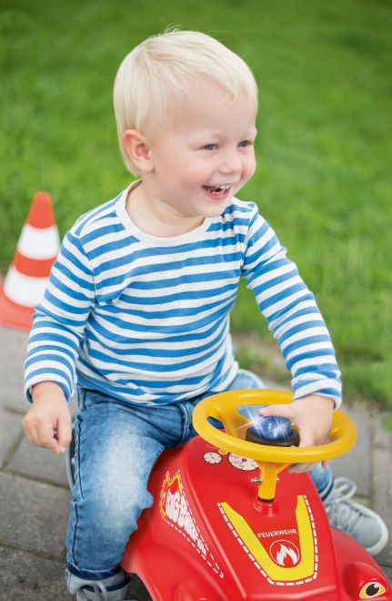 Ognjeni avto Bobby Car