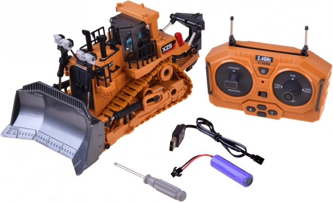 RC buldozer z gibljivim plugom na daljinsko upravljanje