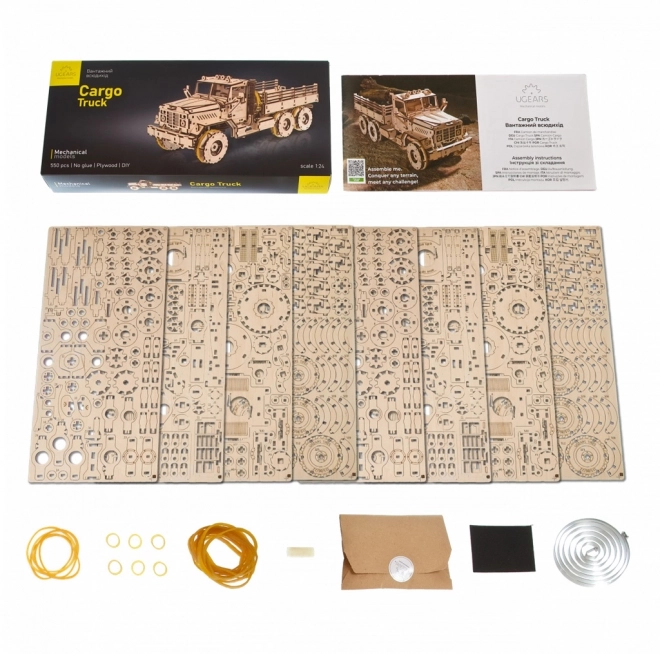 Ugears 3D lesena mehanska sestavljanka Tovorno vozilo CARGO