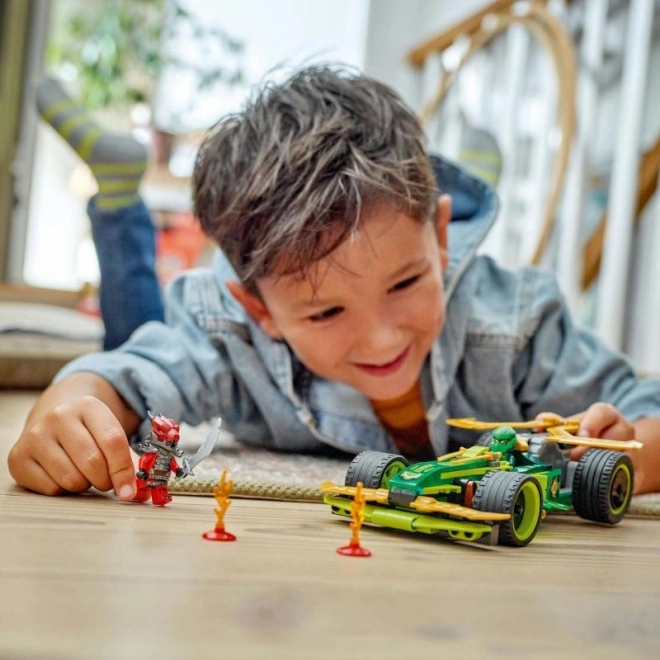 LEGO Ninjago Lloydovo dirkalno vozilo s pull-back pogonom
