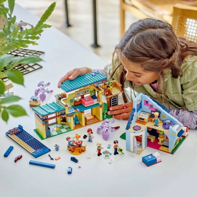 LEGO® Friends 42620 Družinske hiše Ollyja in Paisley