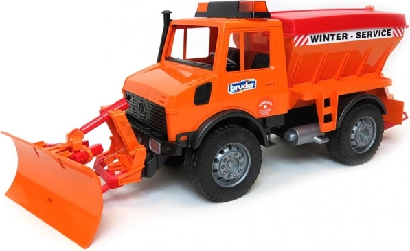 Bruder Mercedes-Benz Unimog posipalnik s plugom