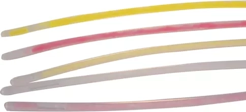 8 izrazitih barv in 100 konektorjev