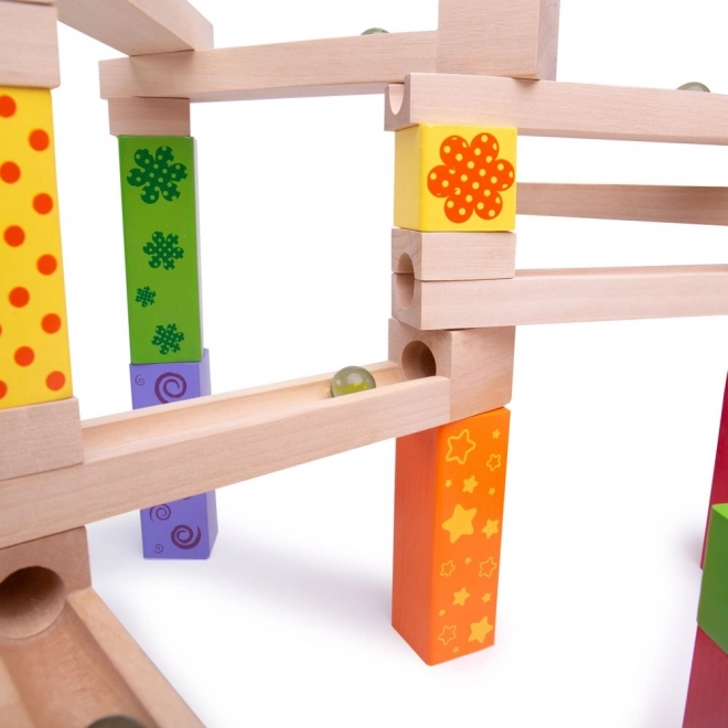 Bigjigs Toys Lesena kroglična proga barvna